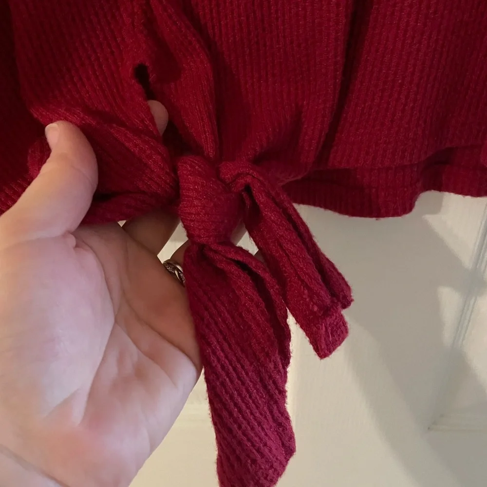 Gibson Knot Red Top 🌹NWOT - Picture 2 of 5